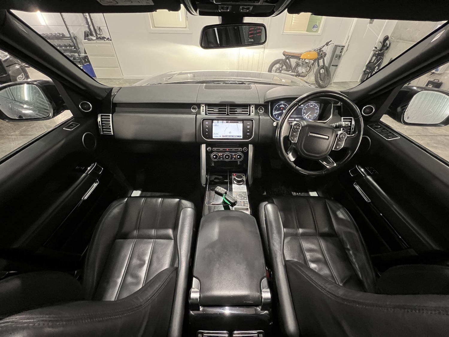 Used Land Rover Range Rover 2014 for sale - 77965560: Photo 12