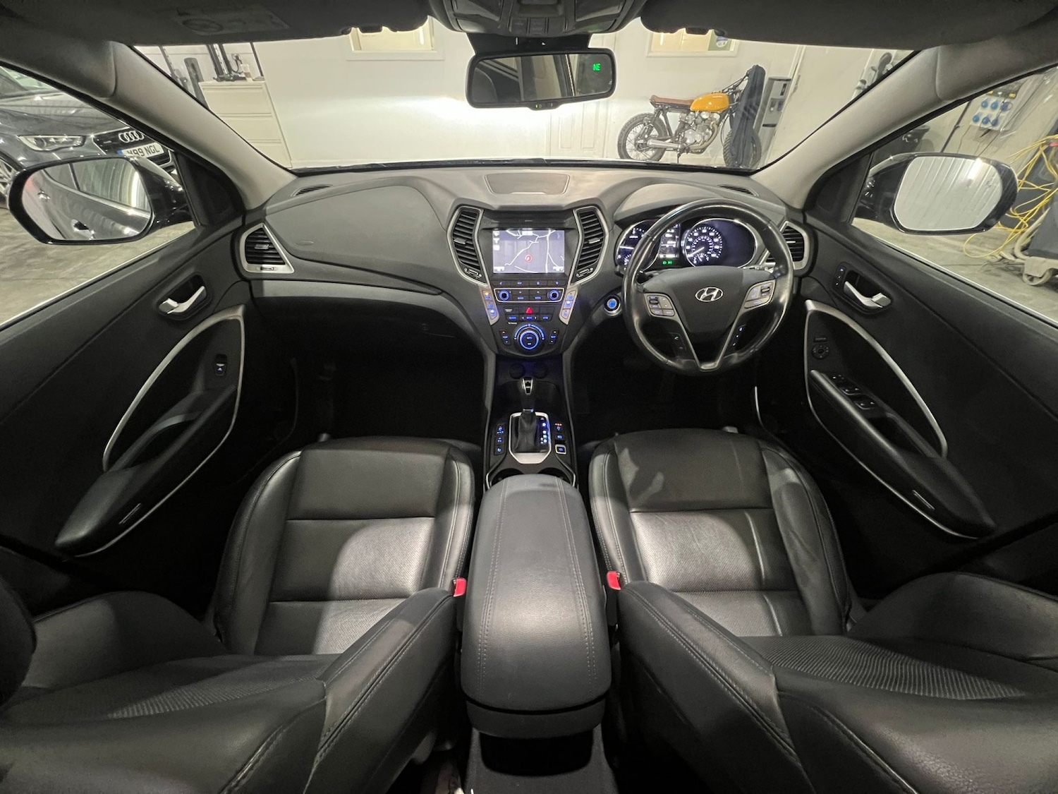 Used Hyundai Santa Fe 2016 for sale - 77438340: Photo 10