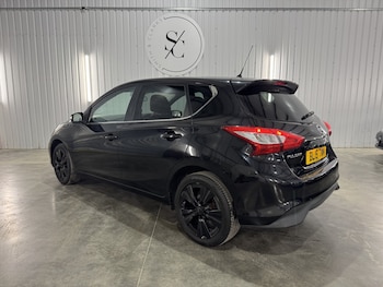 Used Nissan Pulsar 2015 for sale - 79143579: Photo