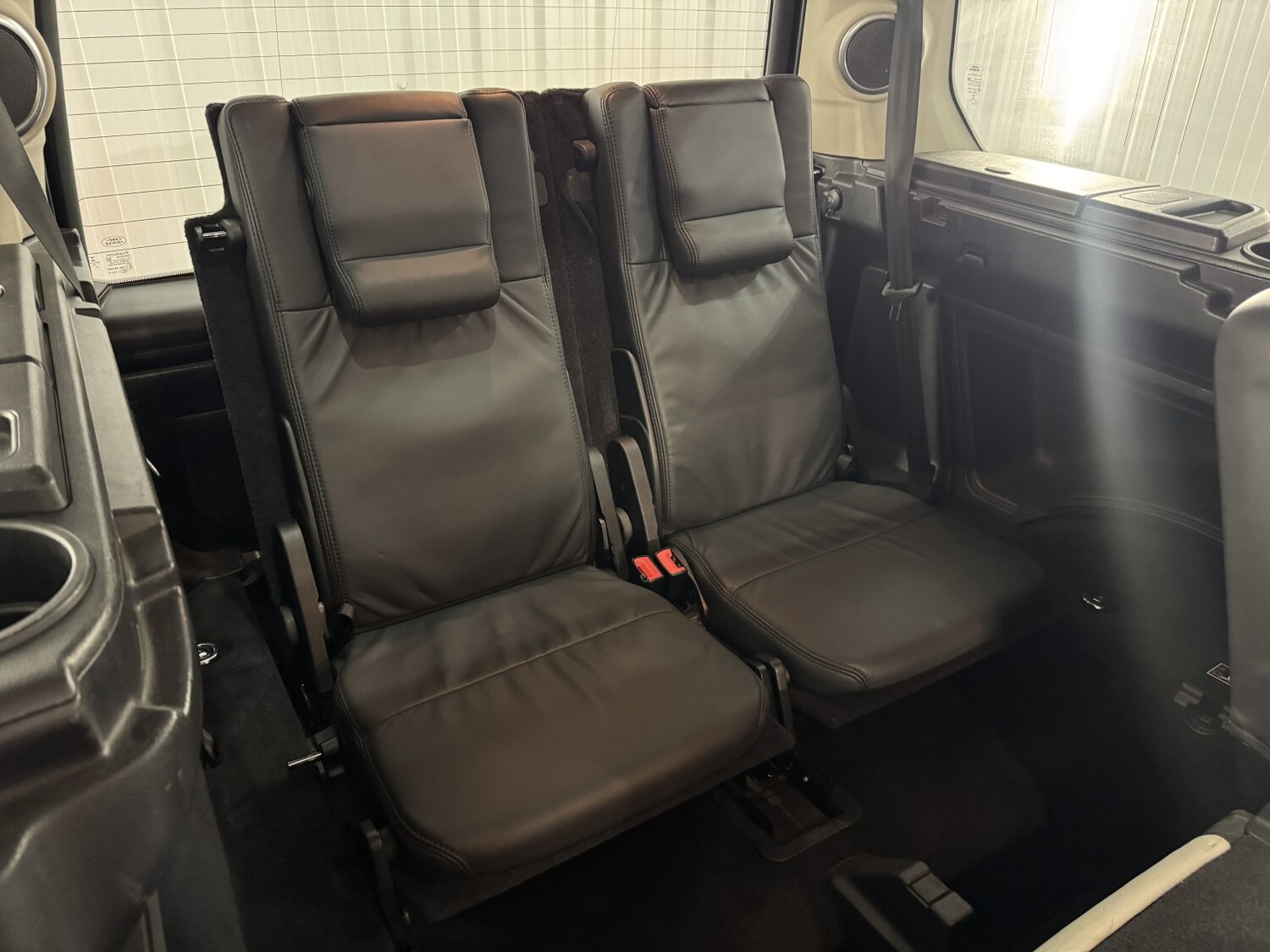 Used Land Rover Discovery 4 2015 for sale - 77965559: Photo 14