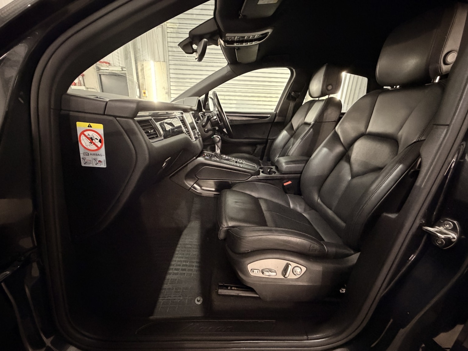 Used Porsche Macan 2016 for sale - 77749961: Photo 10