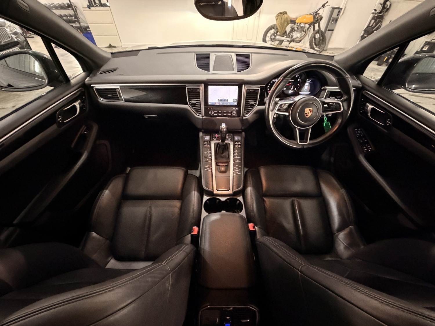 Used Porsche Macan 2016 for sale - 77749961: Photo 9