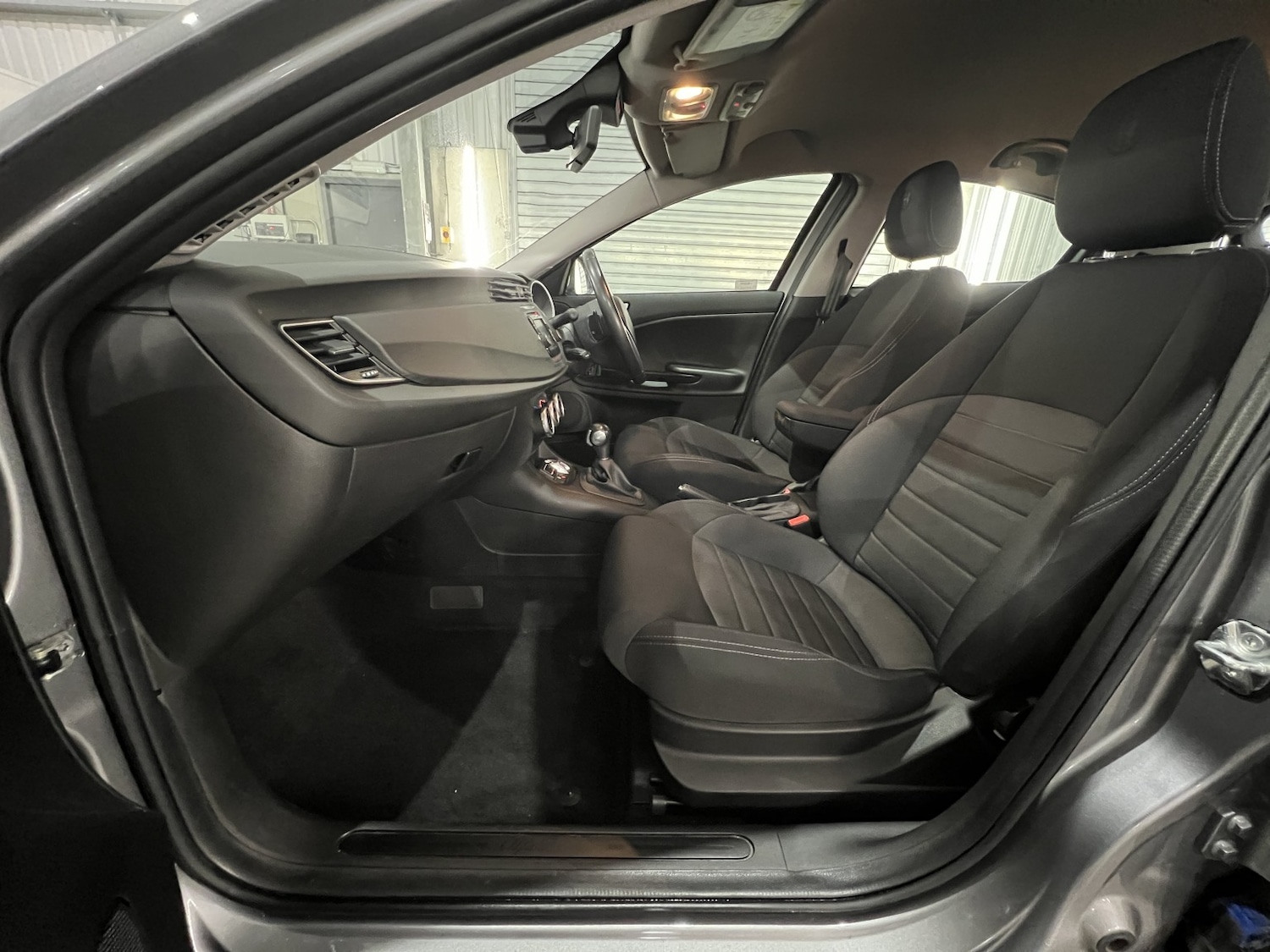 Used Alfa Romeo Giulietta 2017 for sale - 77595343: Photo 11