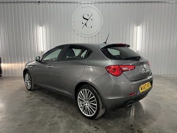 Used Alfa Romeo Giulietta 2017 for sale - 77595343: Photo