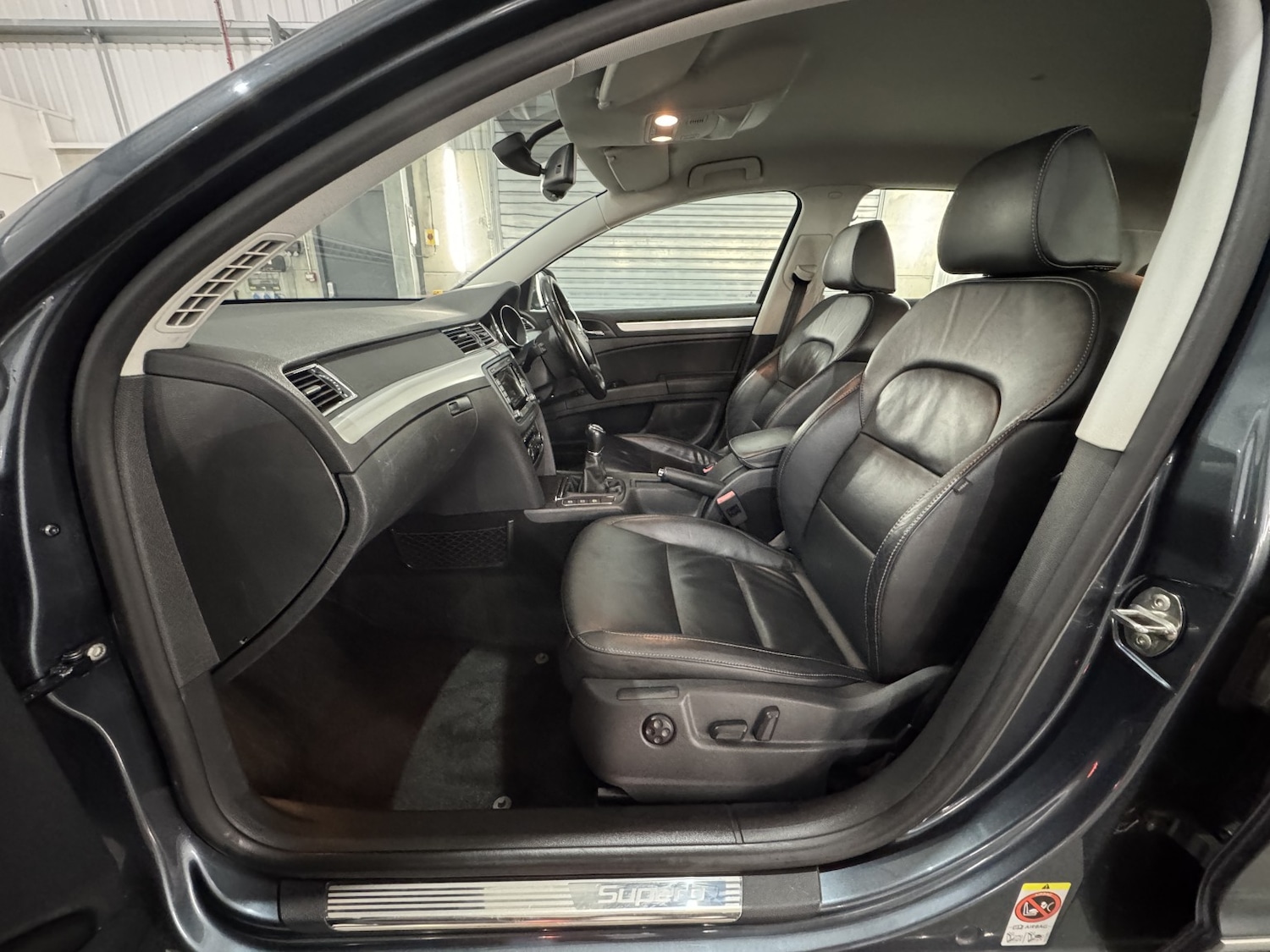 Used Skoda Superb 2013 for sale - 77965549: Photo 11