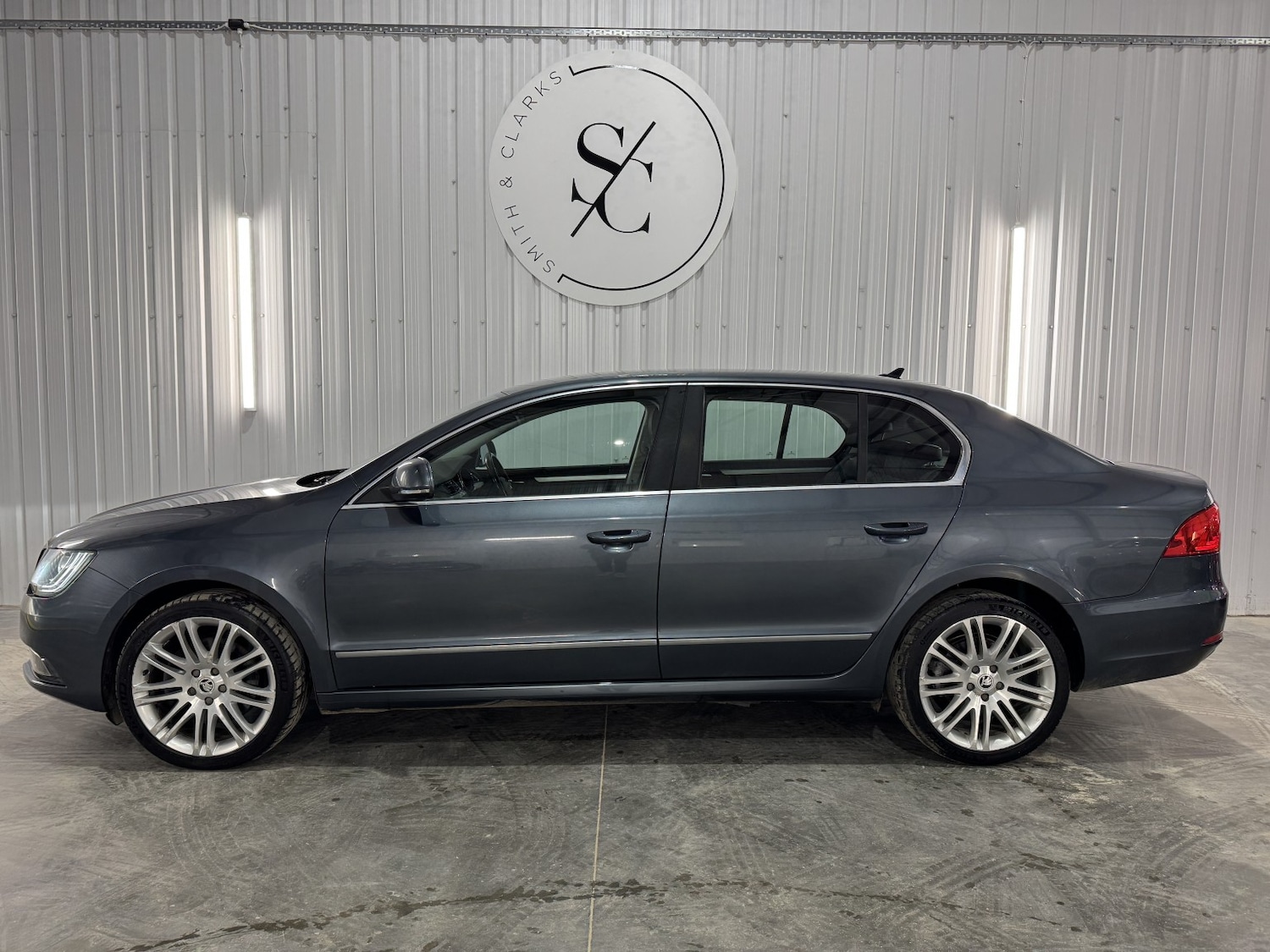 Used Skoda Superb 2013 for sale - 77965549: Photo 5