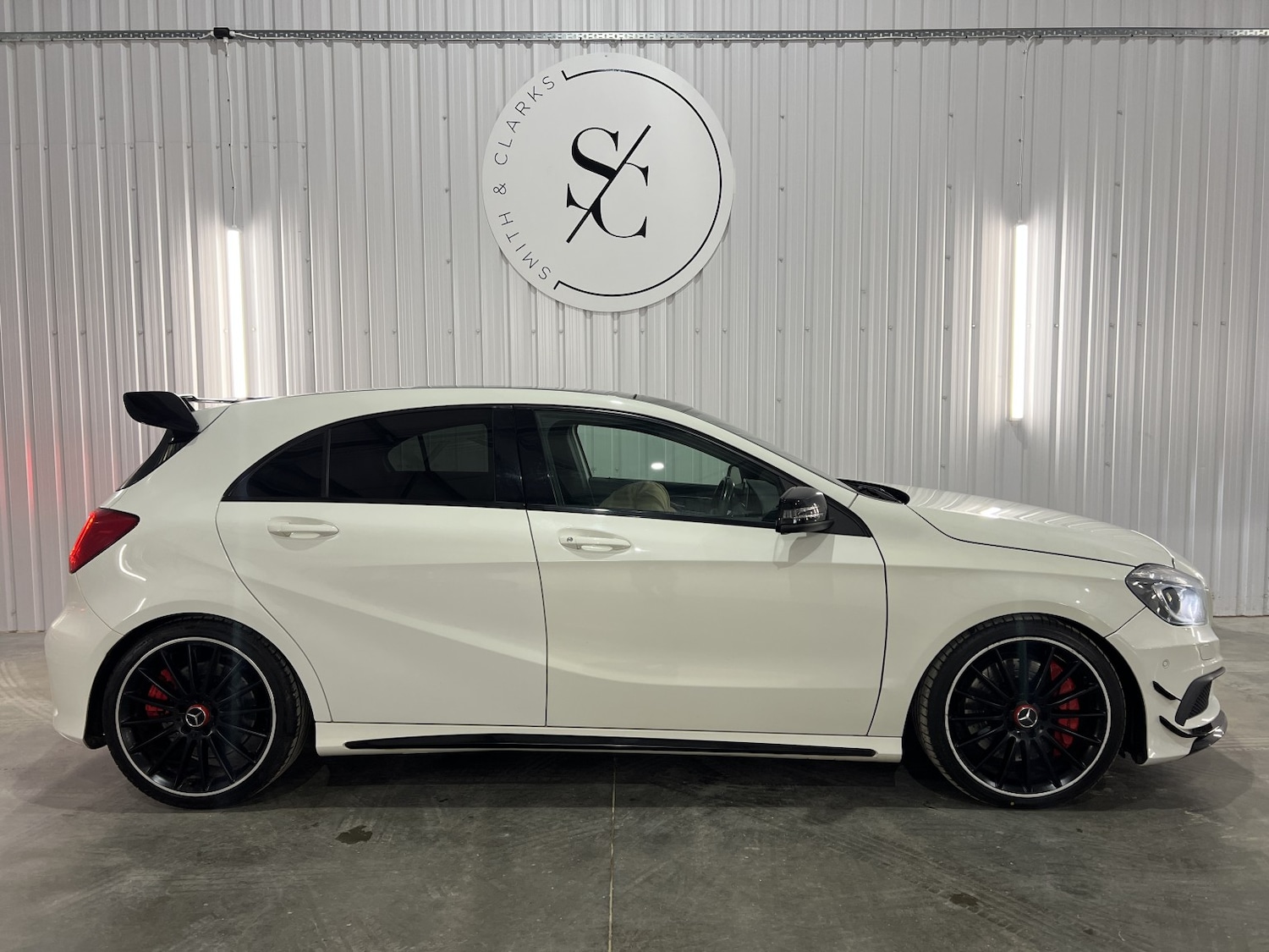 Used Mercedes-Benz A-Class 2014 for sale - 77107703: Photo 2