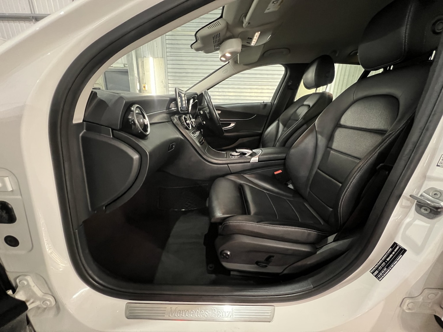 Used Mercedes-Benz C Class 2017 for sale - 76940107: Photo 11