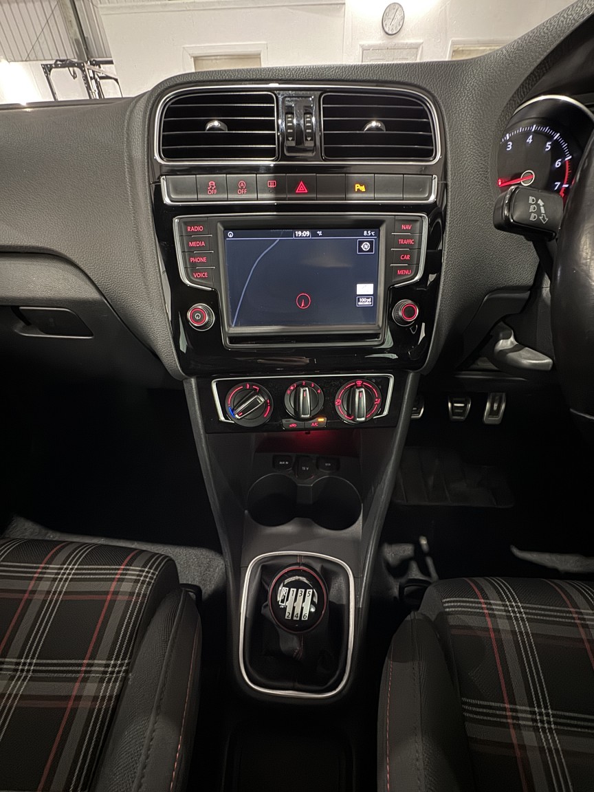 Used Volkswagen Polo 2016 for sale - 78139401: Photo 15