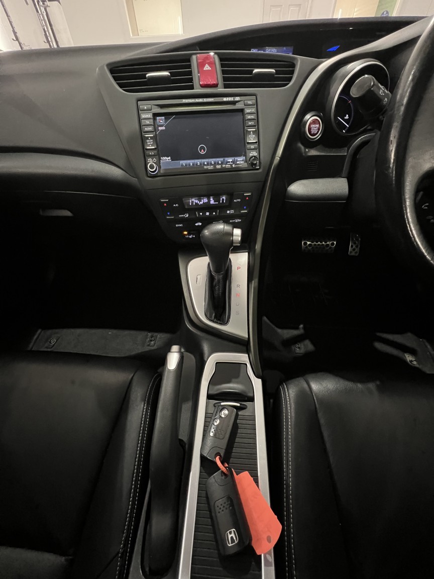 Used Honda Civic 2012 for sale - 77465620: Photo 15