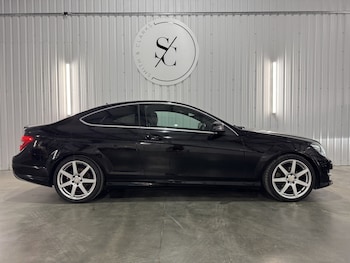 Used Mercedes-Benz C Class 2014 for sale - 79047741: Photo