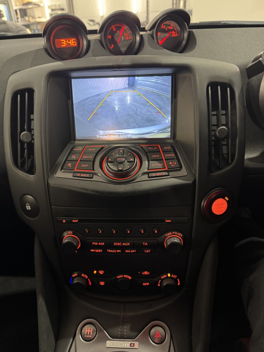 Used Nissan 370 Z 2014 for sale - 77965556: Photo 15