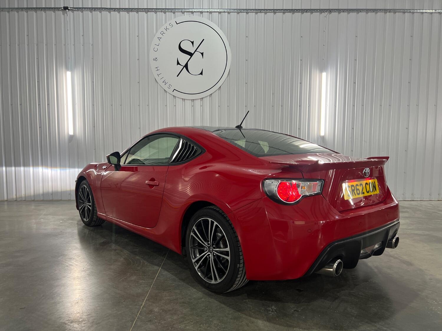 Used Toyota GT86 2012 for sale - 76358221: Photo 4