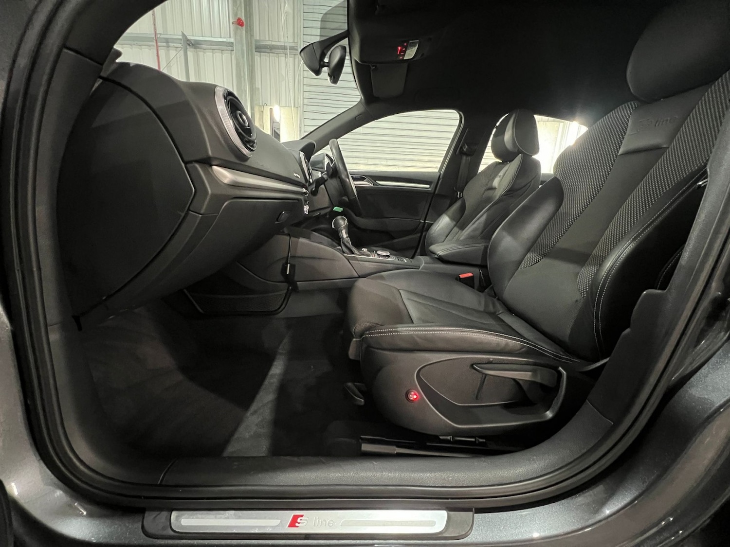 Used Audi A3 2015 for sale - 77438356: Photo 11