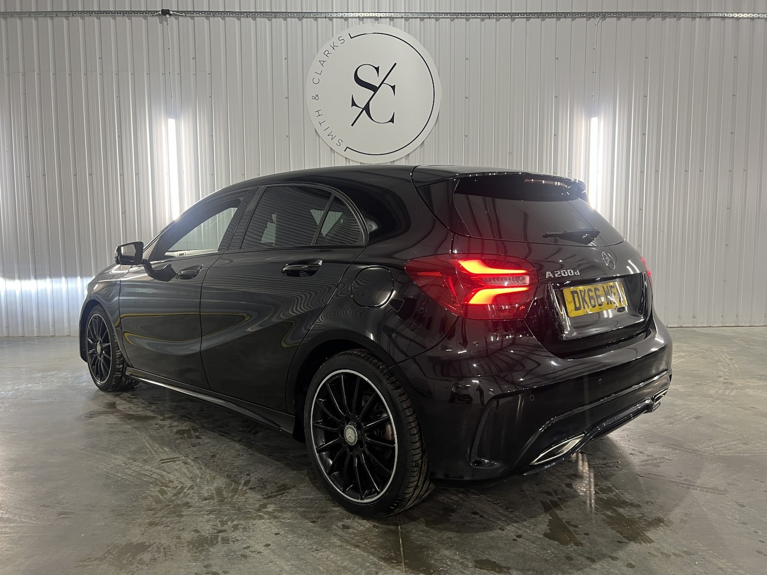 Used Mercedes-Benz A-Class 2016 for sale - 76358064: Photo 4