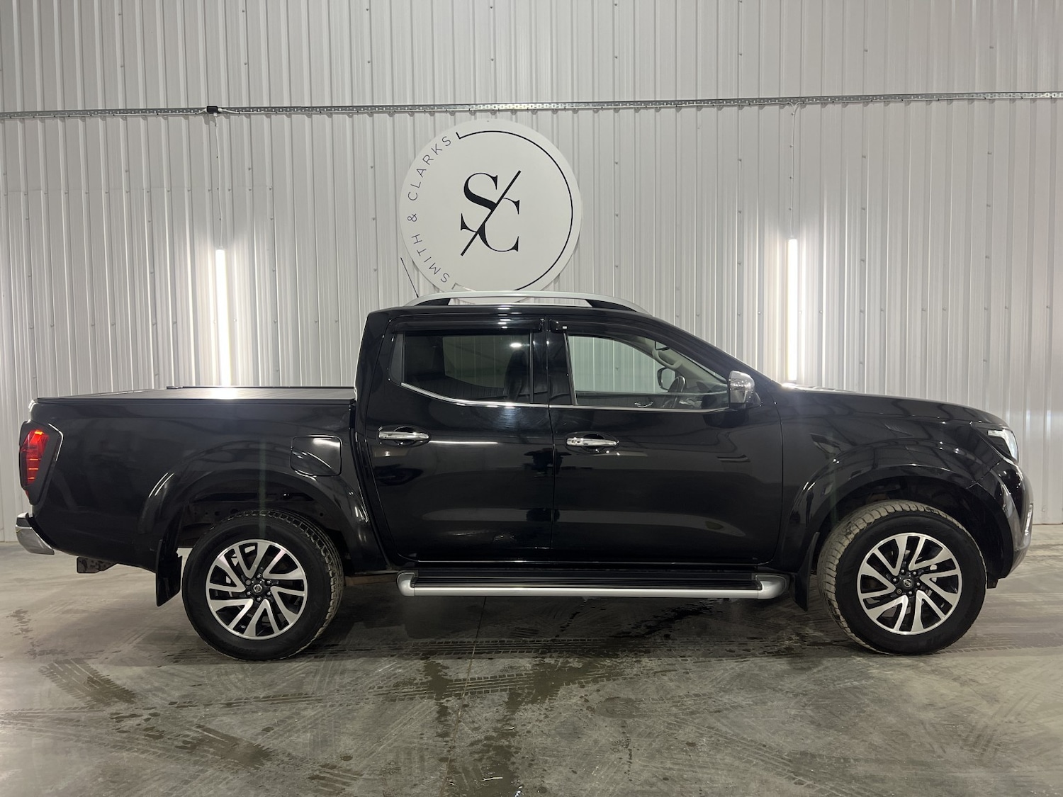 Used Nissan Navara 2018 for sale - 76541581: Photo 2