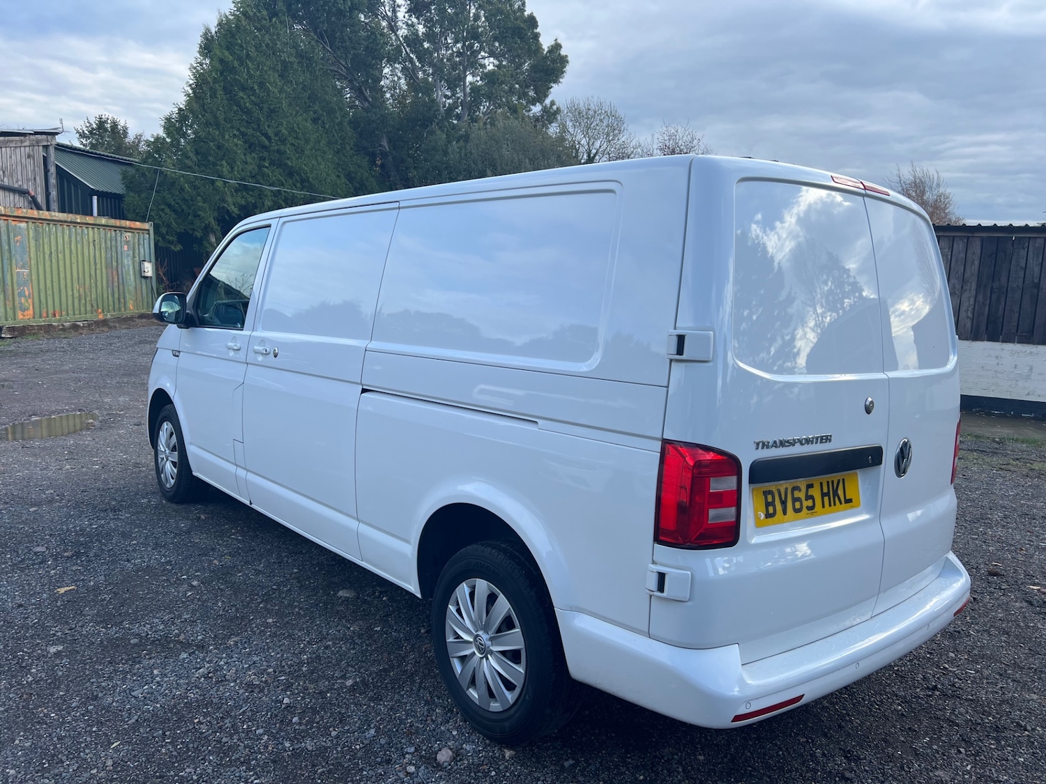 Used Volkswagen Transporter 2015 for sale - 76478107: Photo 4