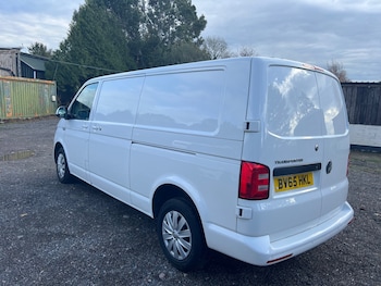 Used Volkswagen Transporter 2015 for sale - 76478107: Photo