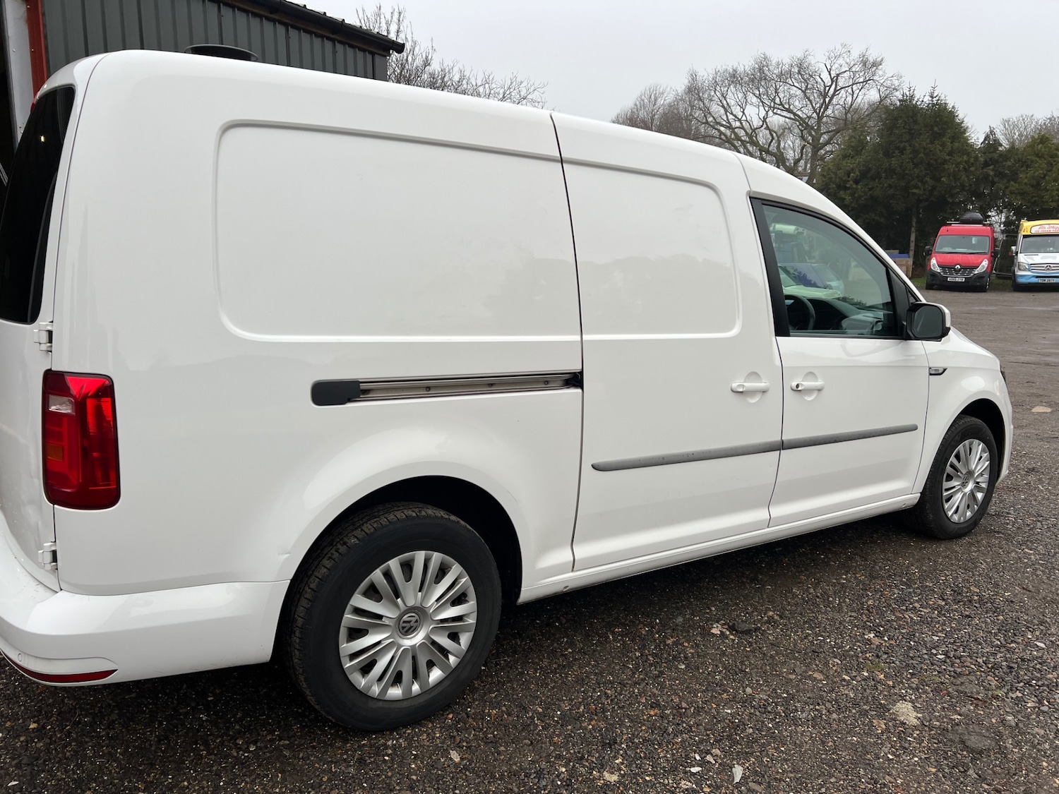 Used Volkswagen Caddy Maxi 2019 for sale - 77137198: Photo 3