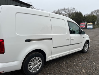 Used Volkswagen Caddy Maxi 2019 for sale - 77137198: Photo