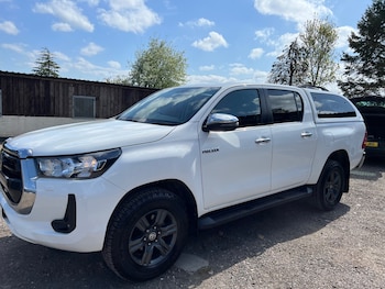 Used Toyota Hilux 2022 for sale - 78328615: Photo