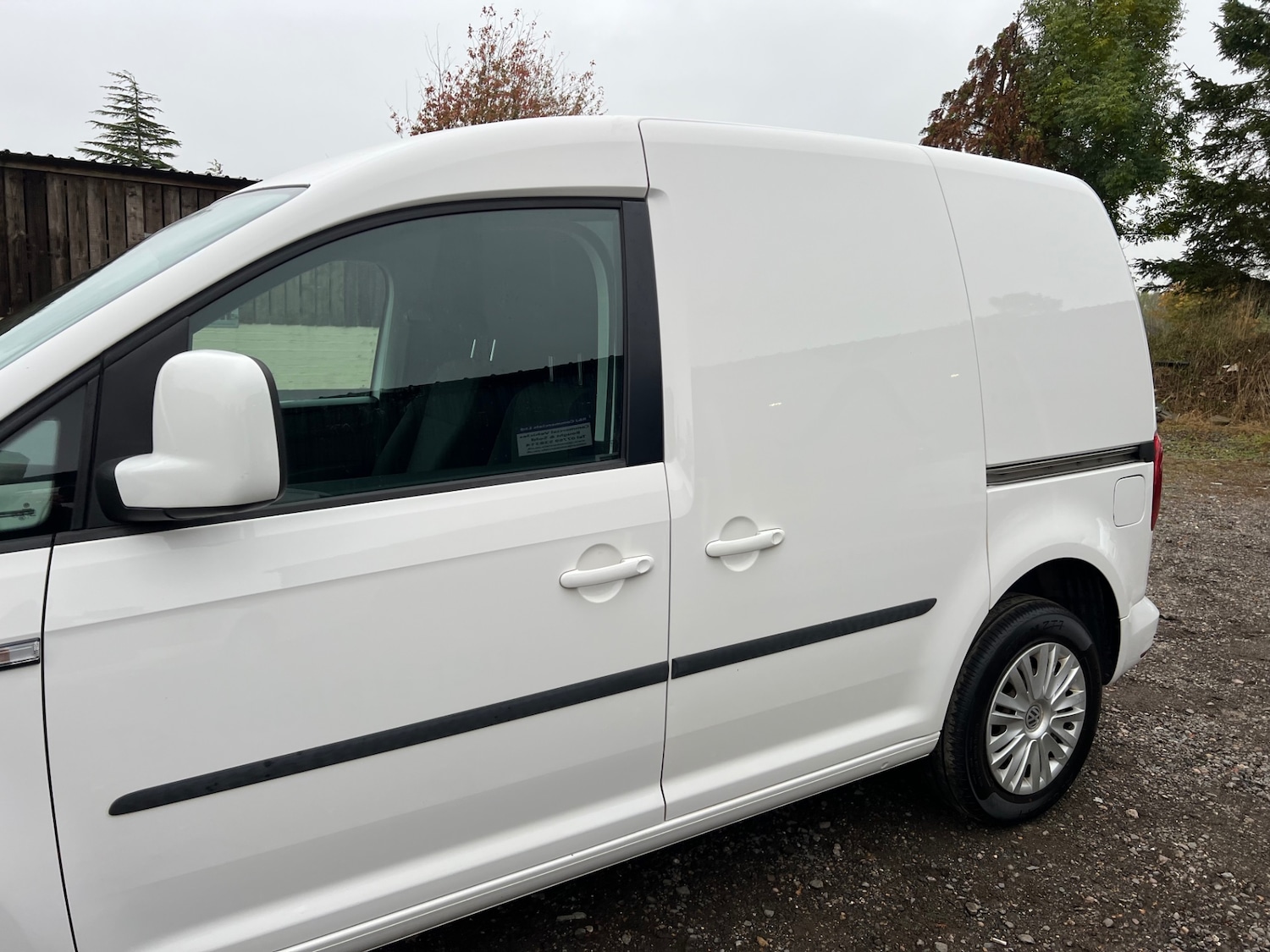 Used Volkswagen Caddy 2015 for sale - 76265322: Photo 4