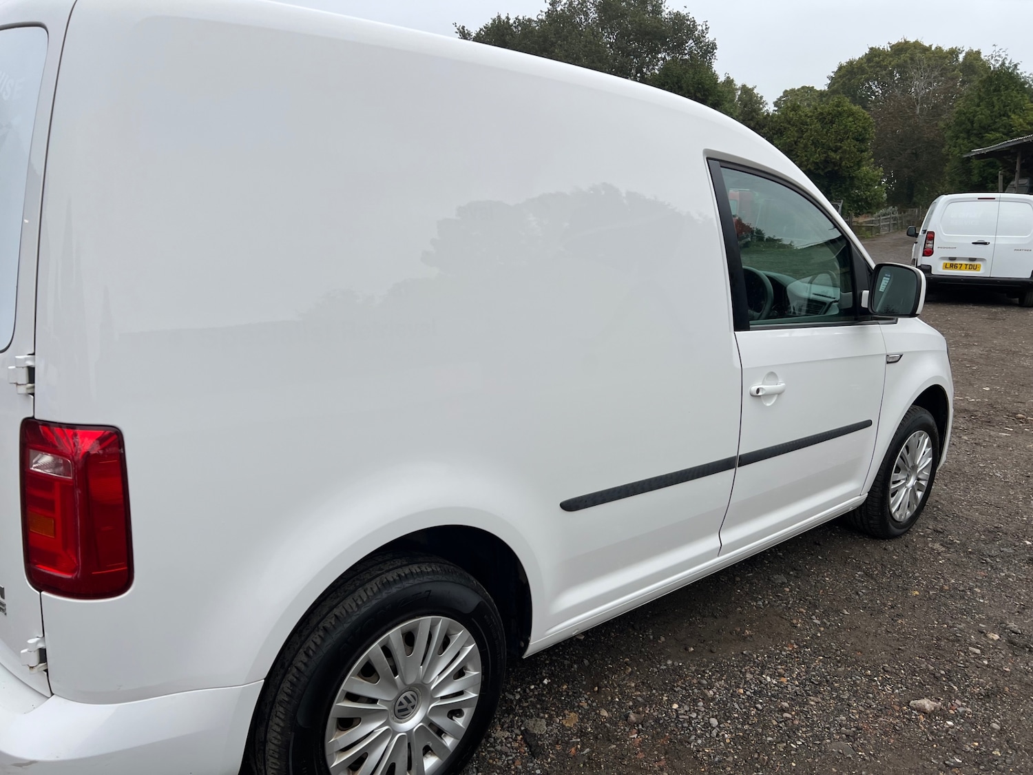Used Volkswagen Caddy 2015 for sale - 76265322: Photo 8