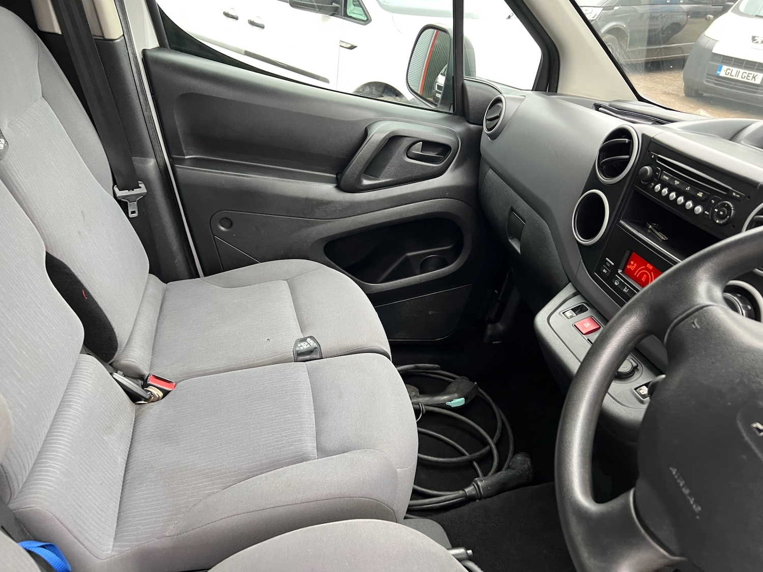 Used Peugeot Partner 2016 for sale - 77778732: Photo 11