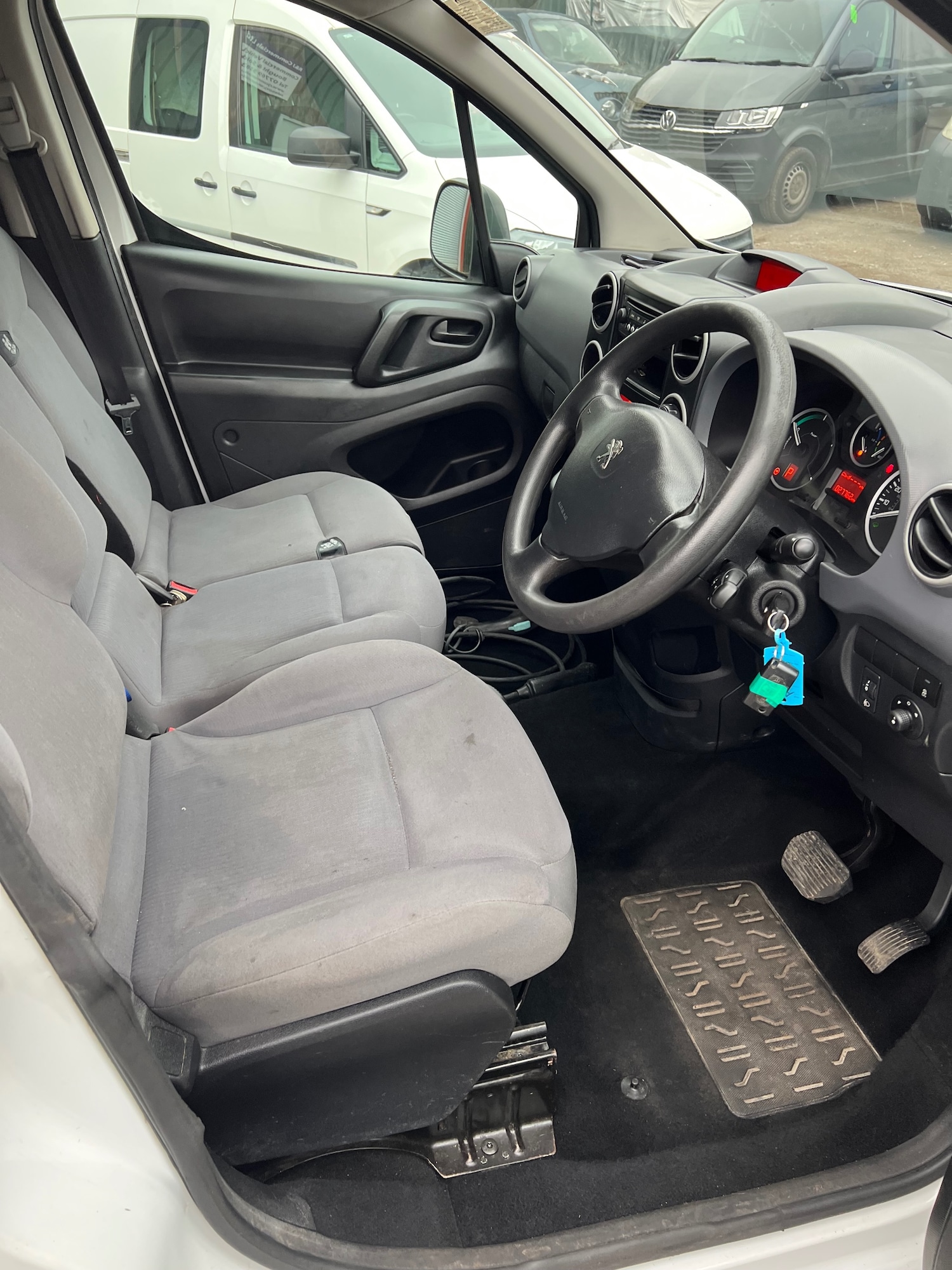 Used Peugeot Partner 2016 for sale - 77778732: Photo 8