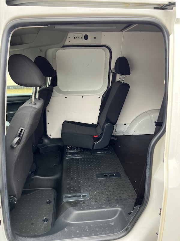 Used Volkswagen Caddy Maxi 2019 for sale - 76265349: Photo 15