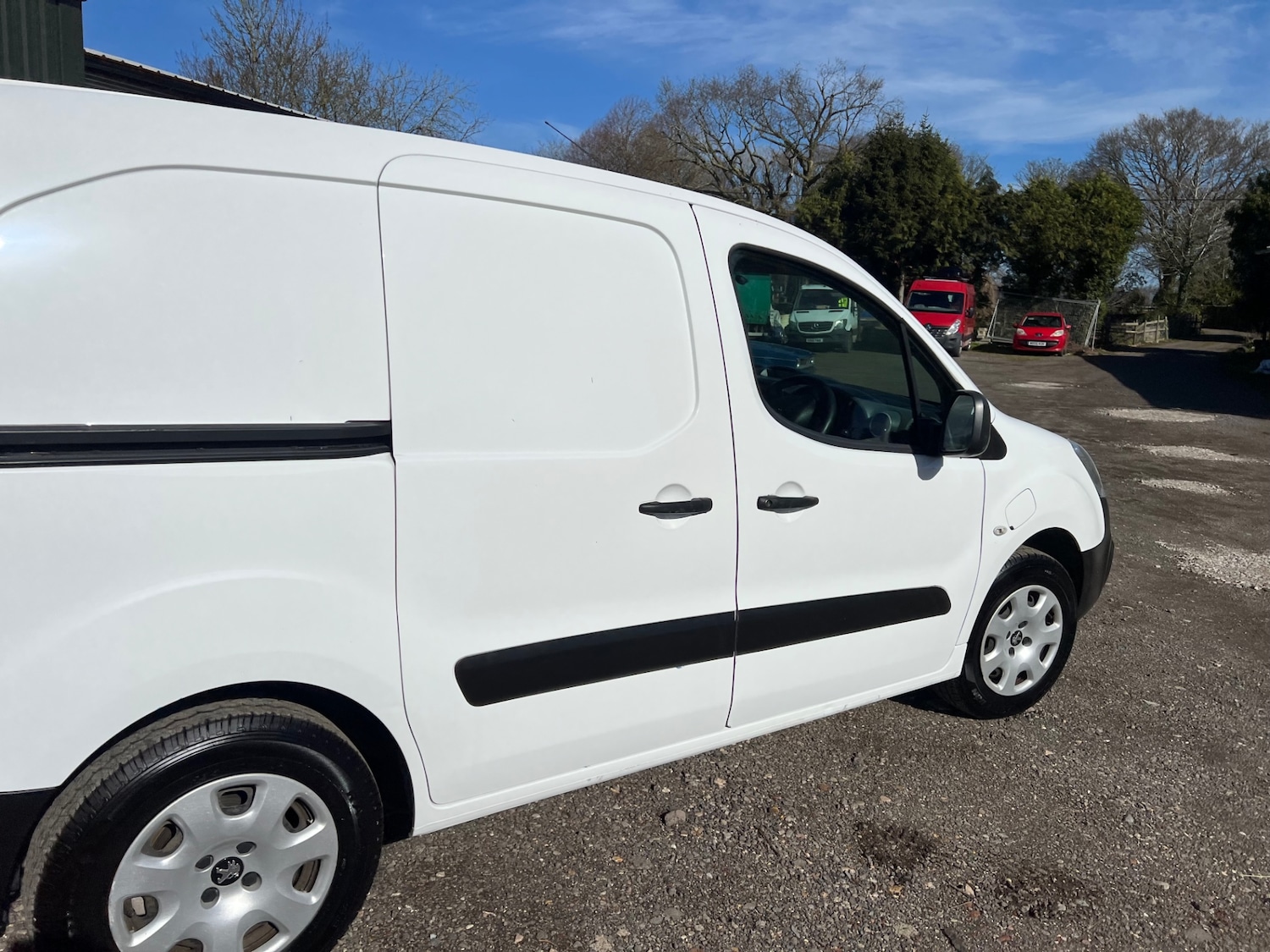 Used Peugeot Partner 2018 for sale - 77916903: Photo 6