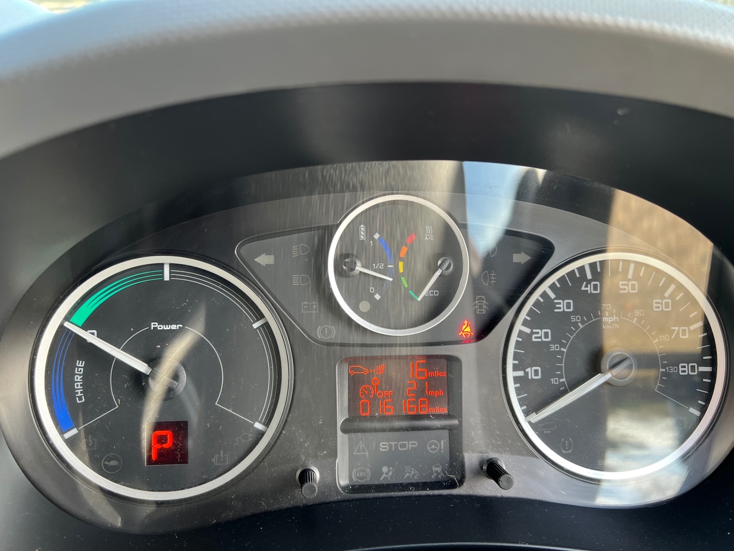 Used Peugeot Partner 2018 for sale - 77916903: Photo 9