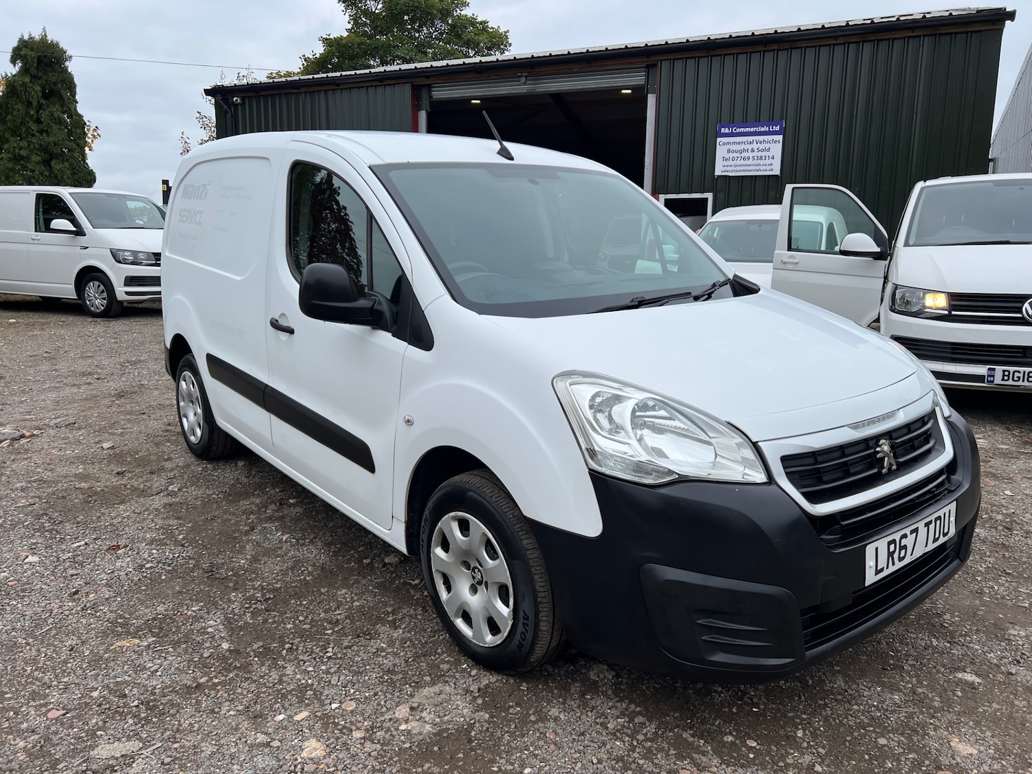 Used Peugeot Partner 2017 for sale - 76287381: Photo 1