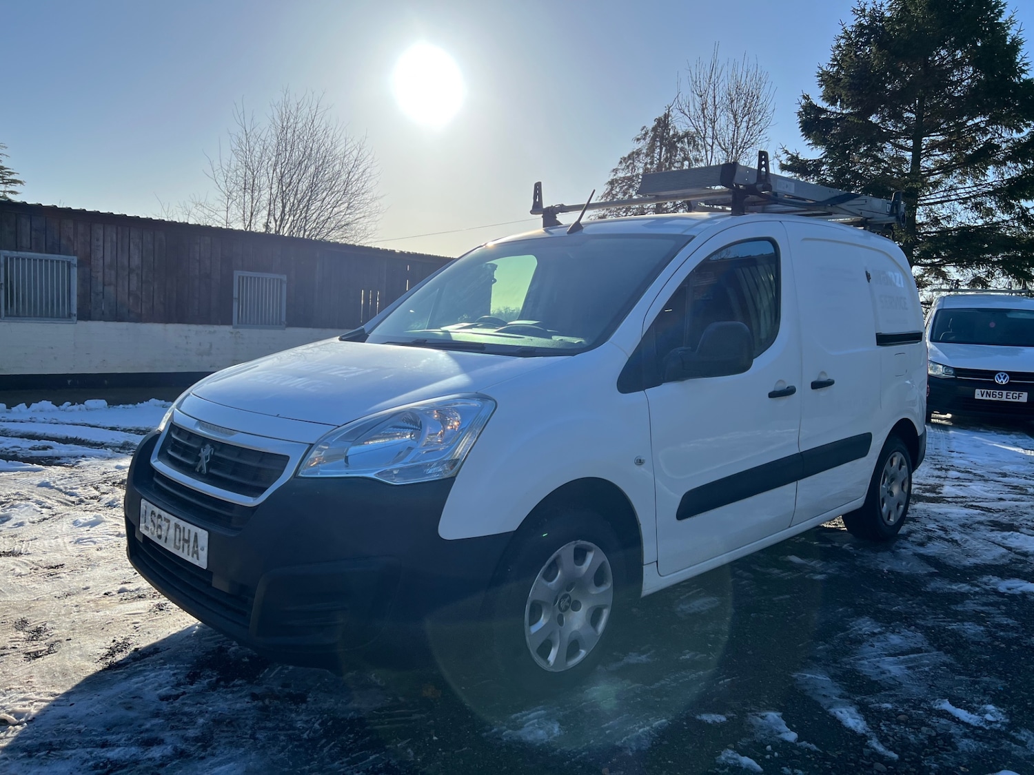 Used Peugeot Partner 2017 for sale - 77160033: Photo 2