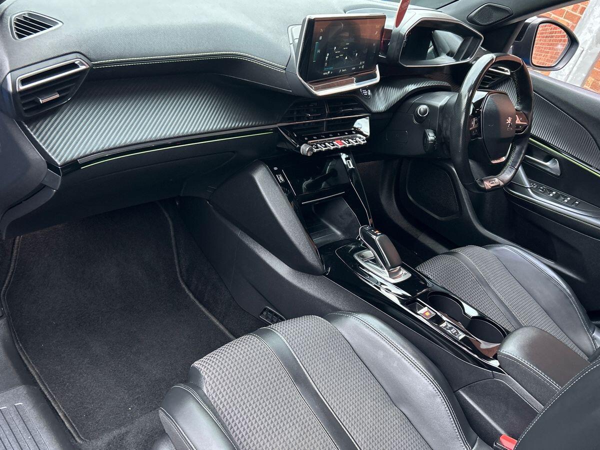 Used Peugeot 2008 2021 for sale - 77730498: Photo 2