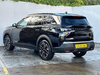 Used Peugeot 5008 2025 for sale - 76509028: Photo