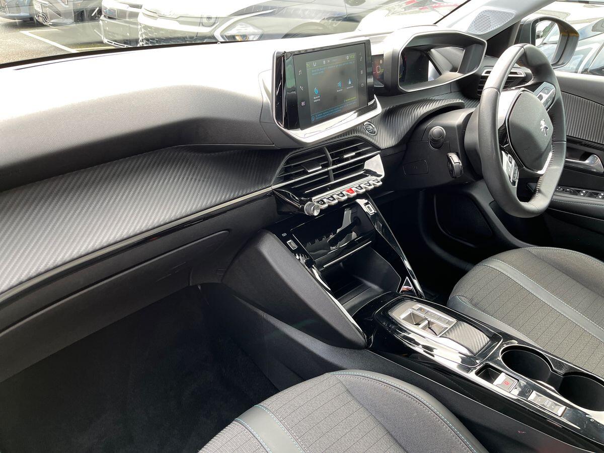 Used Peugeot 208 2022 for sale - 77791891: Photo 2