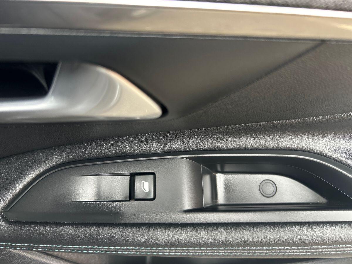 Used Peugeot 3008 2022 for sale - 77849389: Photo 20