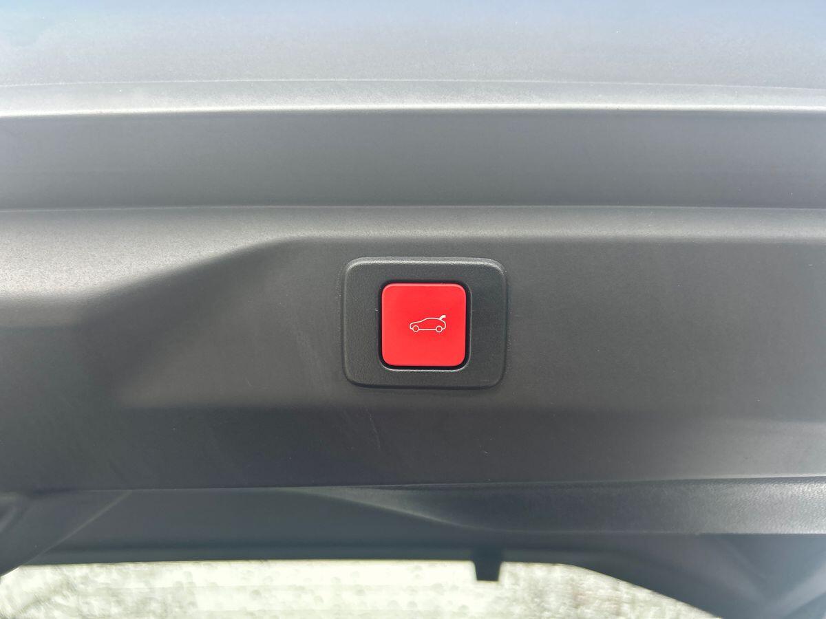 Used Peugeot E-3008 2024 for sale - 77527326: Photo 20