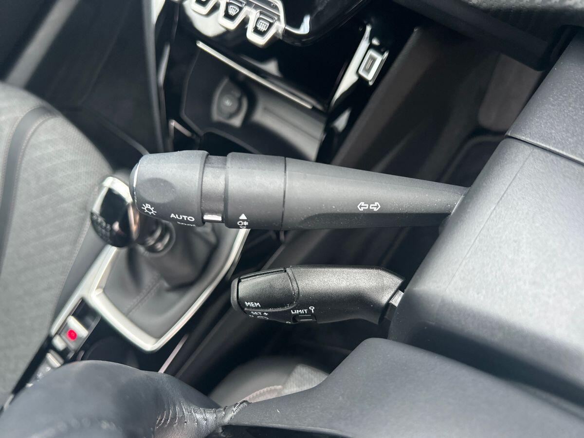 Used Peugeot 2008 2024 for sale - 77812650: Photo 36