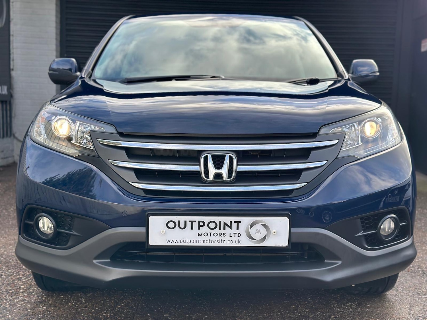 Used Honda CR-V 2014 for sale - 76742334: Photo 2