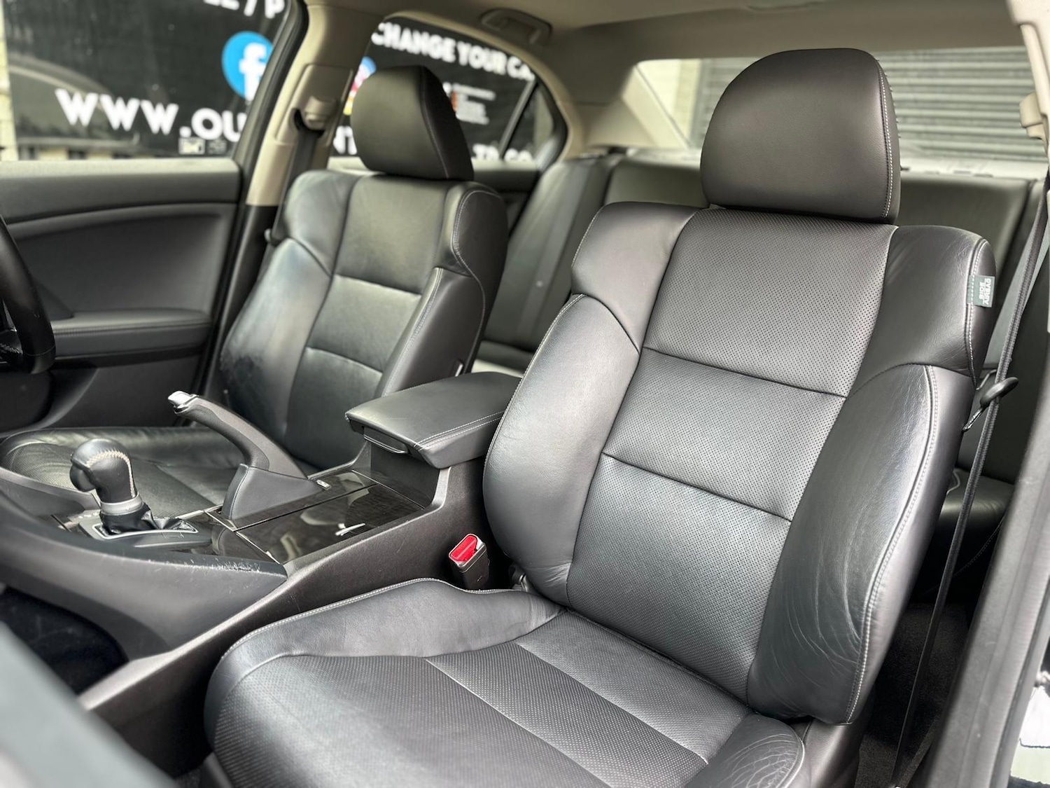 Used Honda Accord 2012 for sale - 77203412: Photo 54