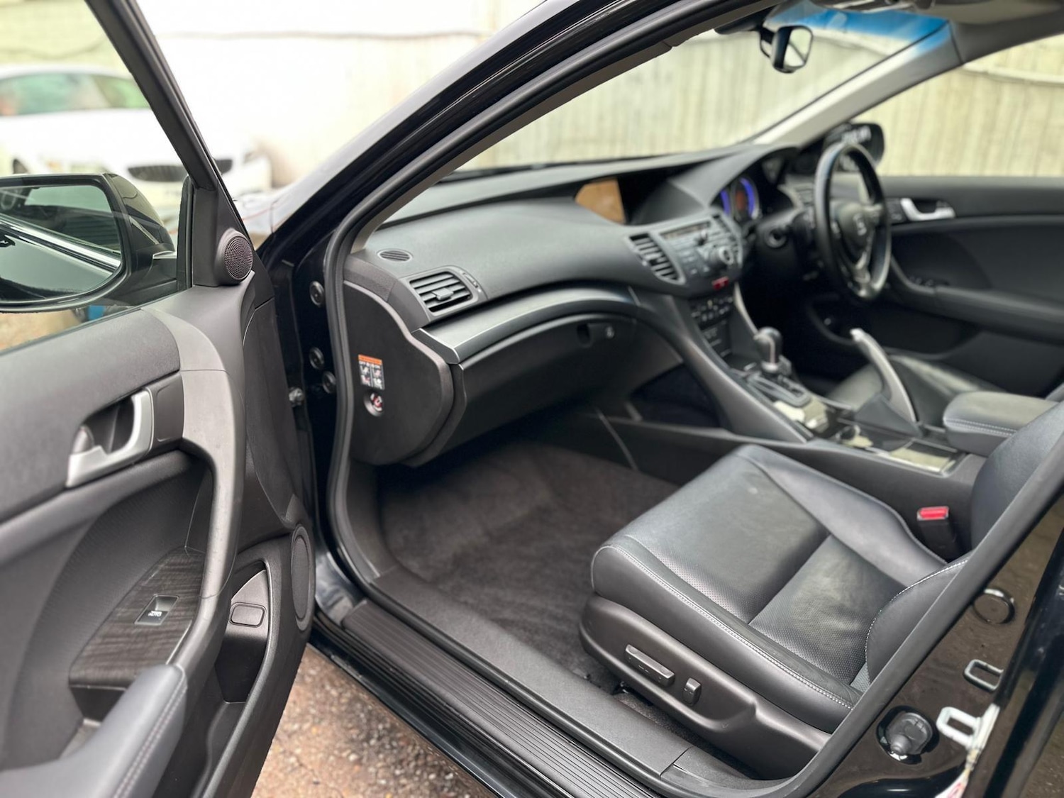 Used Honda Accord 2012 for sale - 77203412: Photo 55