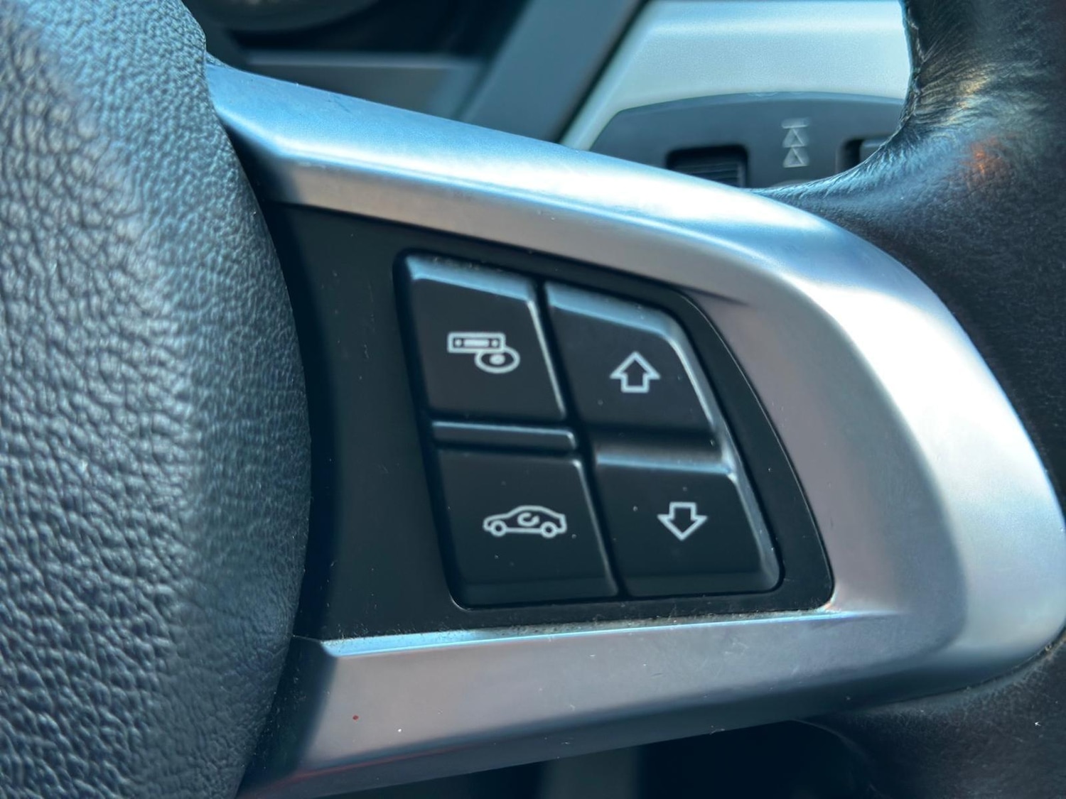 Used BMW Z4 2011 for sale - 77203298: Photo 27