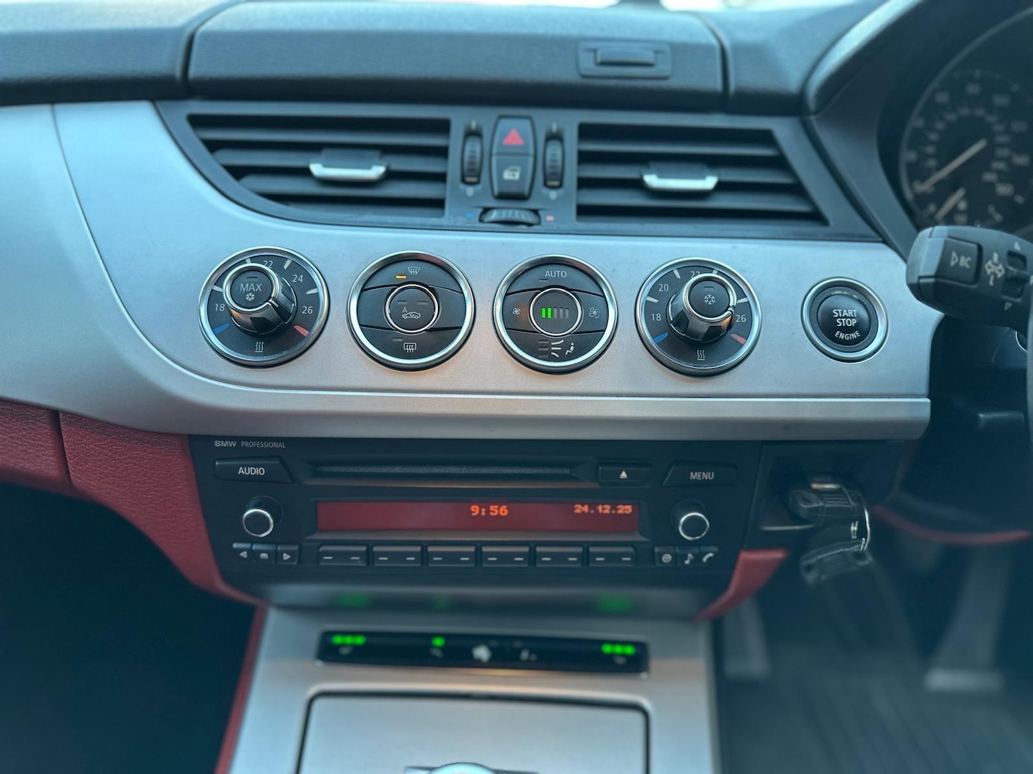 Used BMW Z4 2011 for sale - 77203298: Photo 29