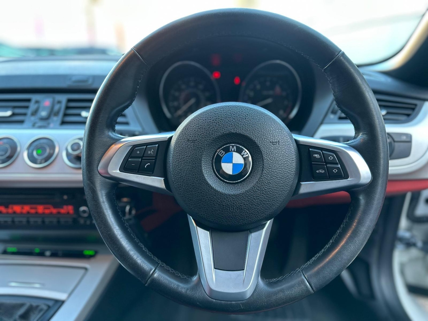 Used BMW Z4 2011 for sale - 77203298: Photo 45