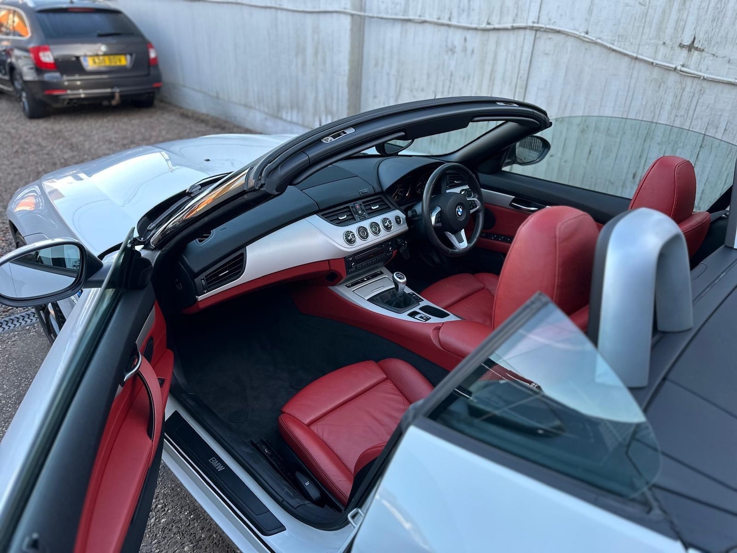 Used BMW Z4 2011 for sale - 77203298: Photo 46