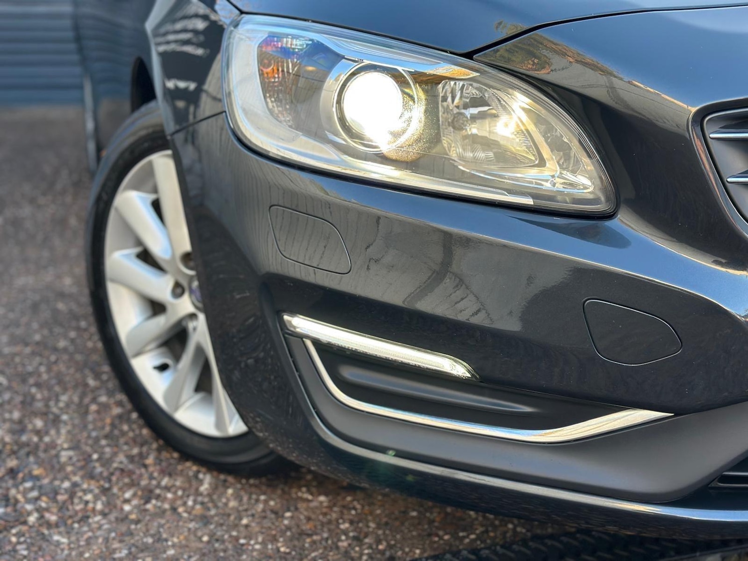 Used Volvo S60 2016 for sale - 76993775: Photo 9