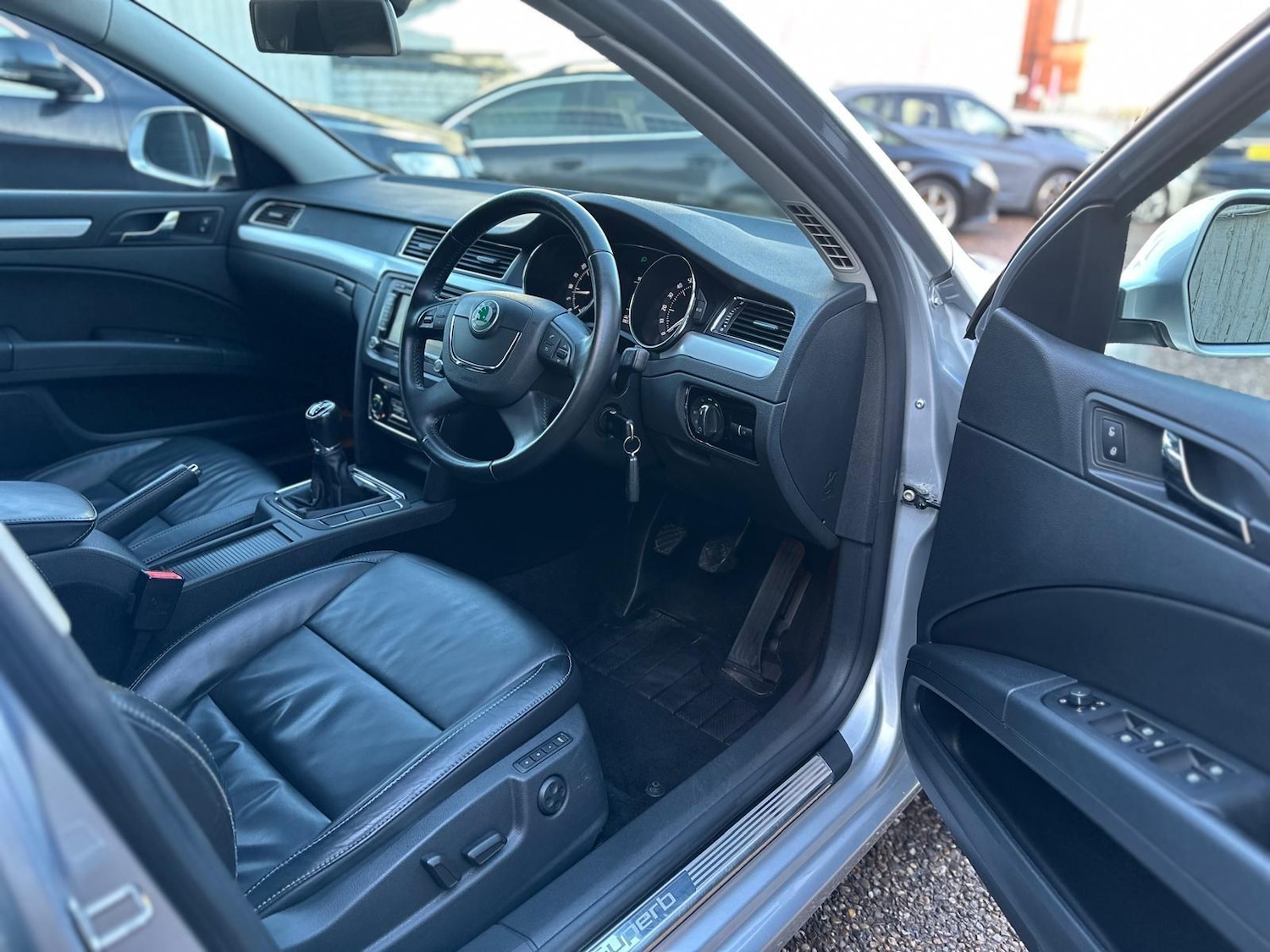 Used Skoda Superb 2013 for sale - 76887153: Photo 15