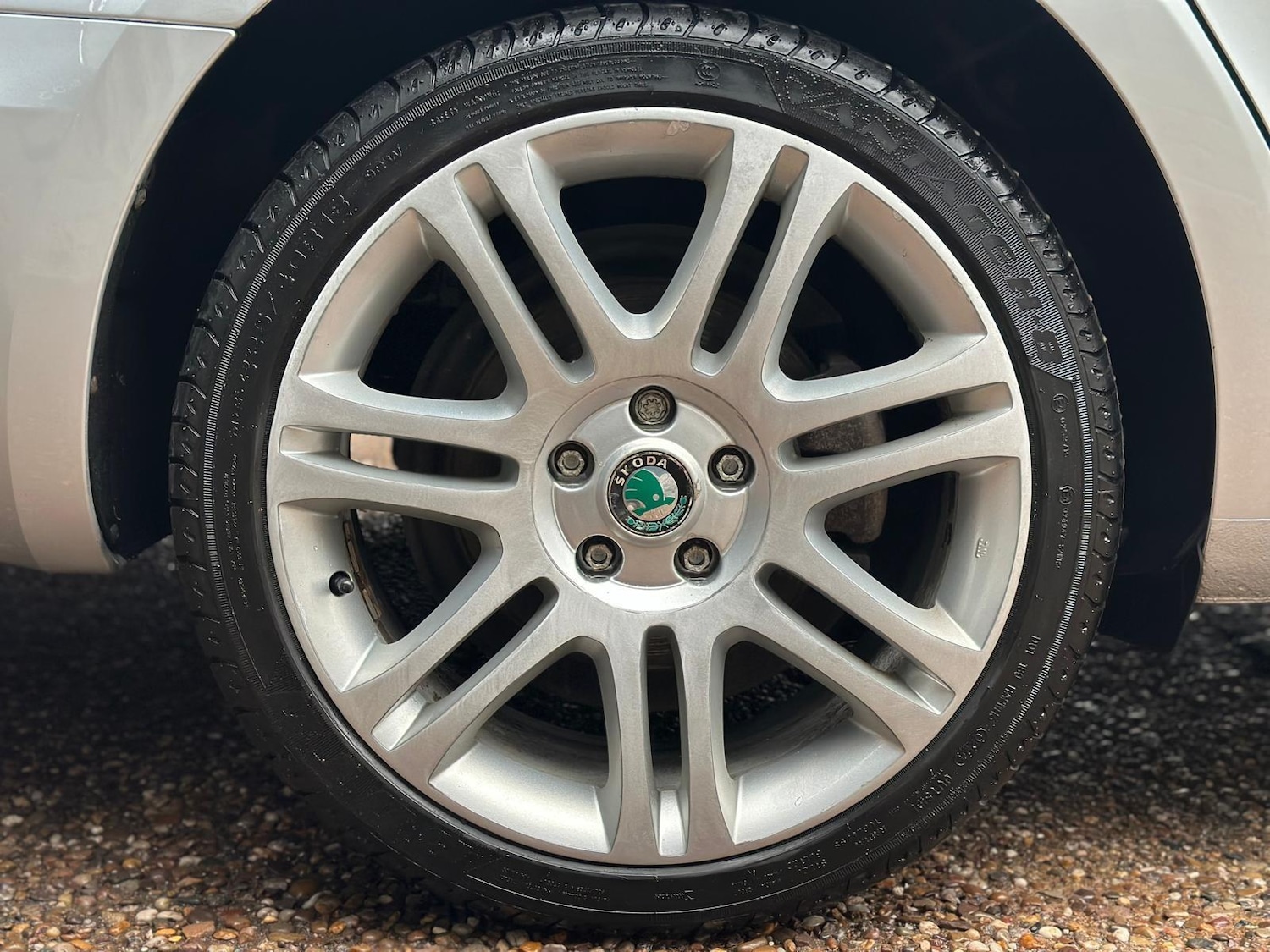 Used Skoda Superb 2013 for sale - 76887153: Photo 35